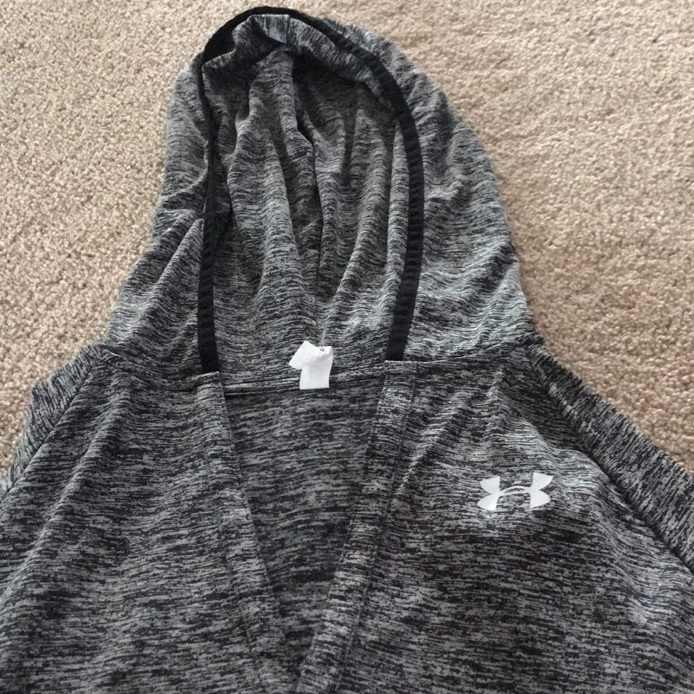 Under Armour hooded long sleeve